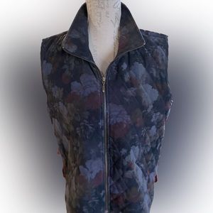 Navy Bellessa Quilted Vest - size L